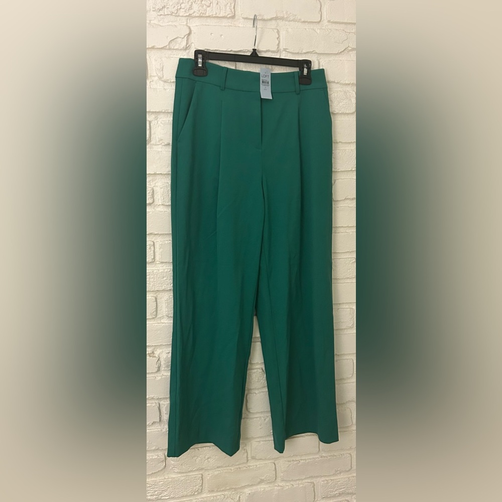 Loft NWT Green Peyton Trouser